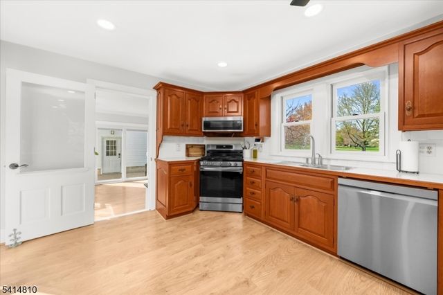 110 Hillcrest Rd., Readington Twp., NJ 08822