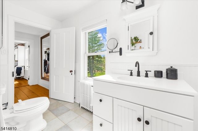 110 Hillcrest Rd., Readington Twp., NJ 08822