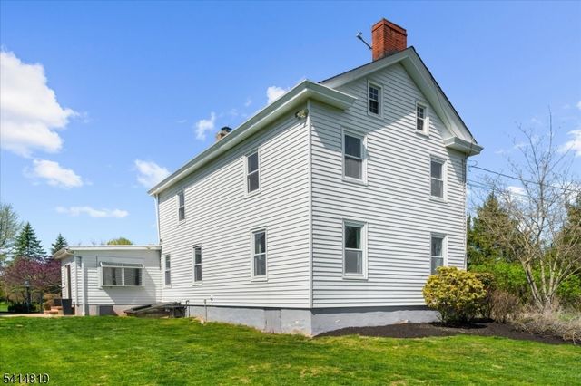 110 Hillcrest Rd., Readington Twp., NJ 08822