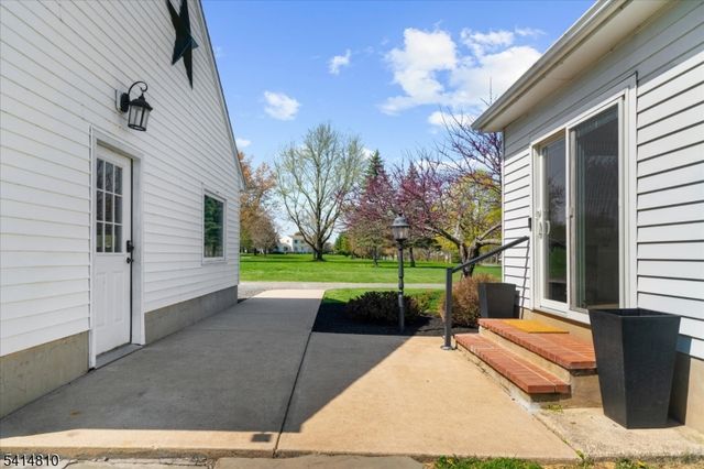 110 Hillcrest Rd., Readington Twp., NJ 08822