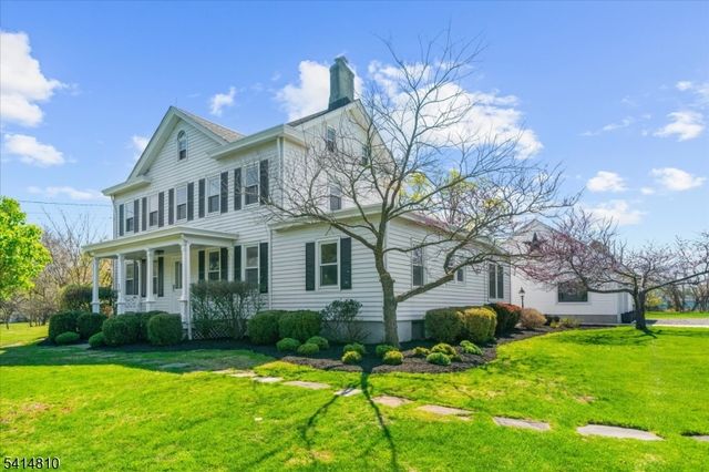 110 Hillcrest Rd., Readington Twp., NJ 08822