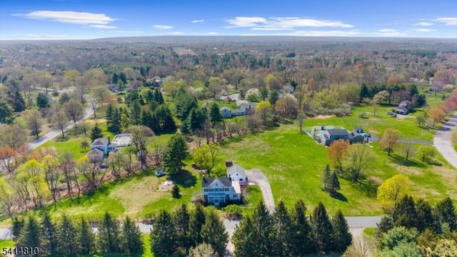 110 Hillcrest Rd., Readington Twp., NJ 08822