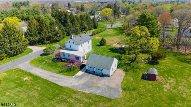 110 Hillcrest Rd., Readington Twp., NJ 08822