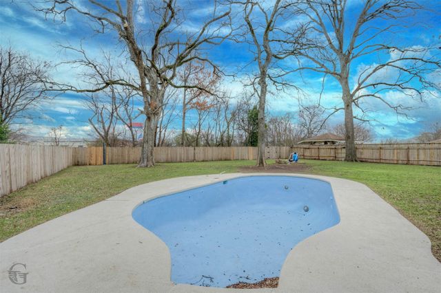 5516 Hickory Ridge Drive, Bossier City, LA 71111