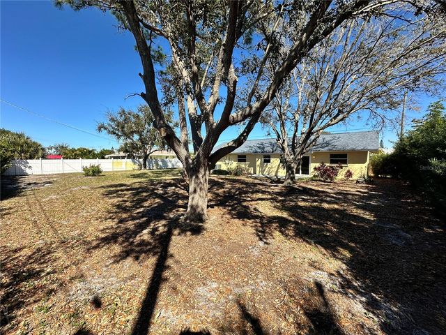 204 59TH STREET NW, Bradenton, FL 34209