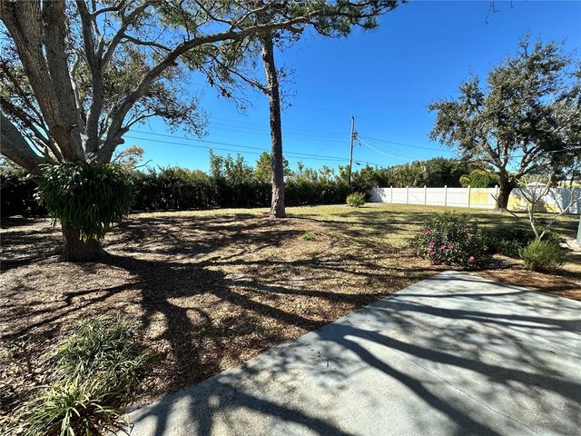 204 59TH STREET NW, Bradenton, FL 34209