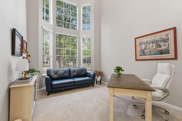 34 Redland Place, Spring, TX 77382