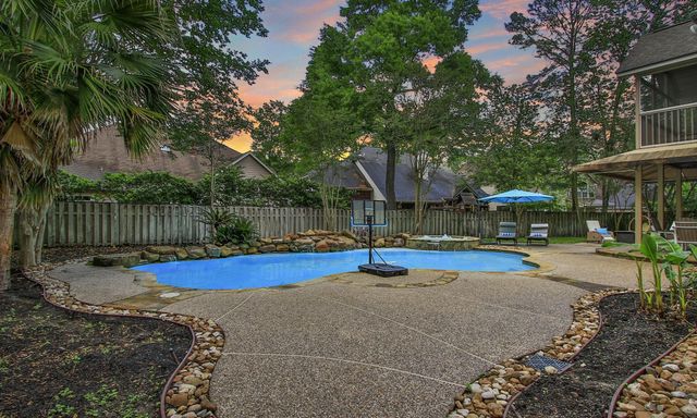 34 Redland Place, Spring, TX 77382
