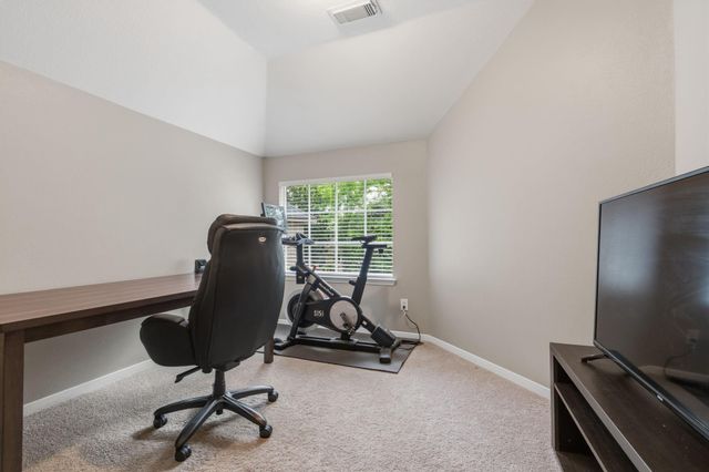 34 Redland Place, Spring, TX 77382