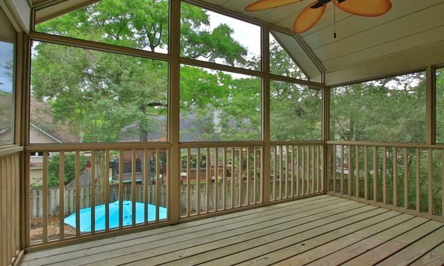 34 Redland Place, Spring, TX 77382