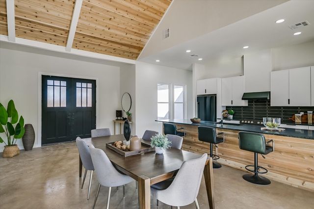 54 WAR BONNET, Wimberley, TX 78676