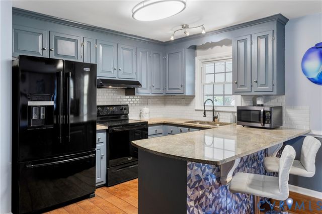 7049 Tammy Ct, Mechanicsville, VA 23111