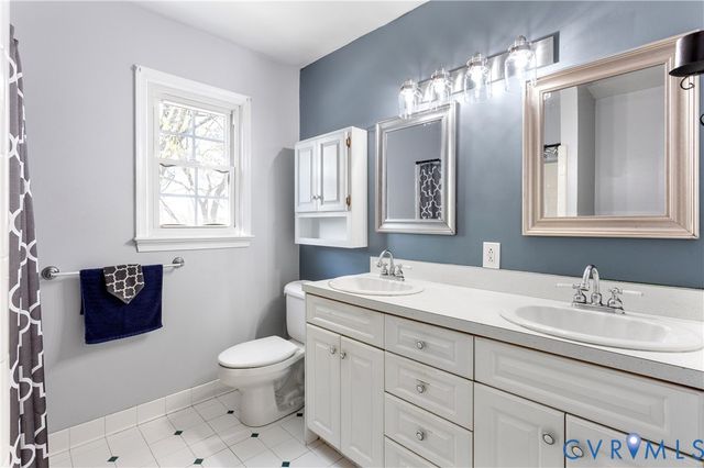 7049 Tammy Ct, Mechanicsville, VA 23111