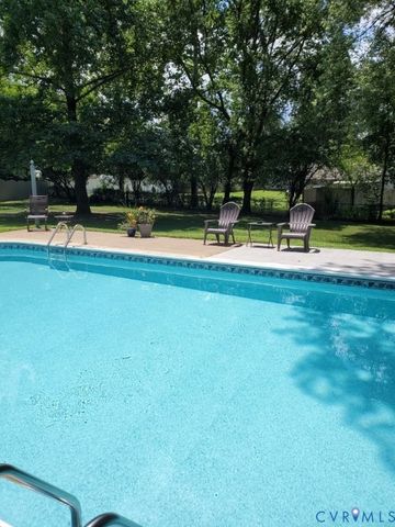 7049 Tammy Ct, Mechanicsville, VA 23111