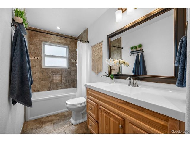 15384 E Idaho Pl, Aurora, CO 80017