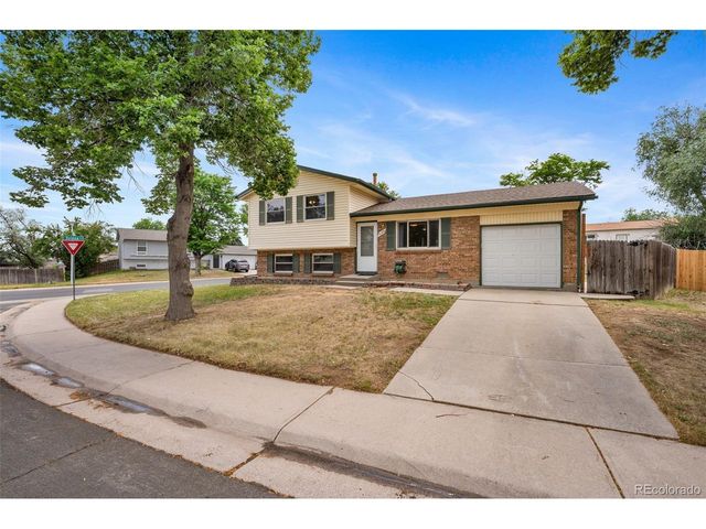 15384 E Idaho Pl, Aurora, CO 80017
