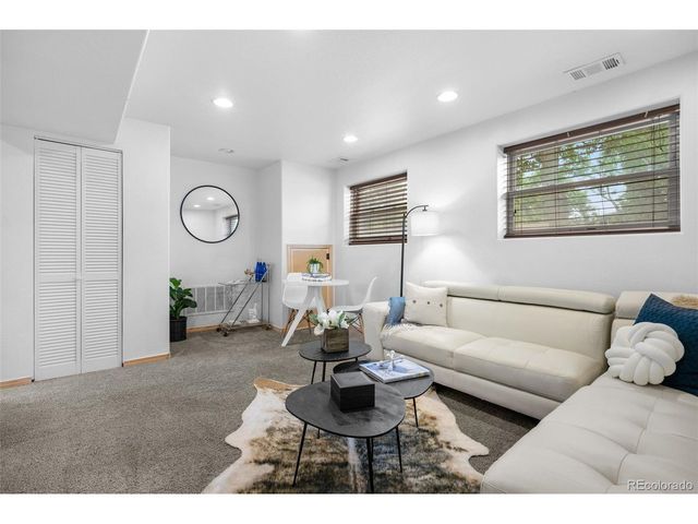 15384 E Idaho Pl, Aurora, CO 80017