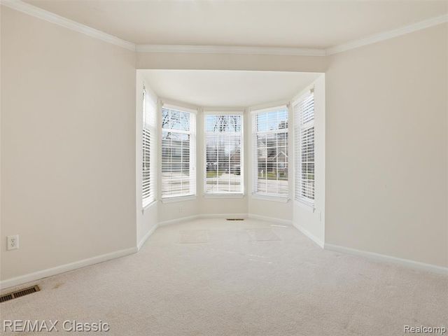 32320 Lespedeza Avenue, Garden City, MI 48135