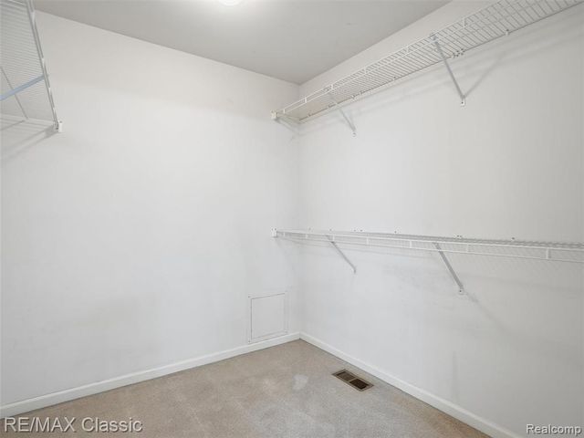 32320 Lespedeza Avenue, Garden City, MI 48135