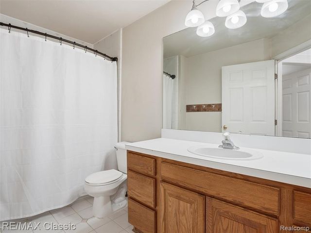 32320 Lespedeza Avenue, Garden City, MI 48135
