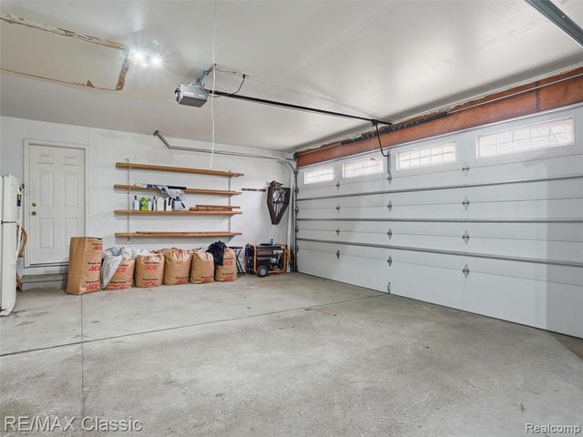 32320 Lespedeza Avenue, Garden City, MI 48135