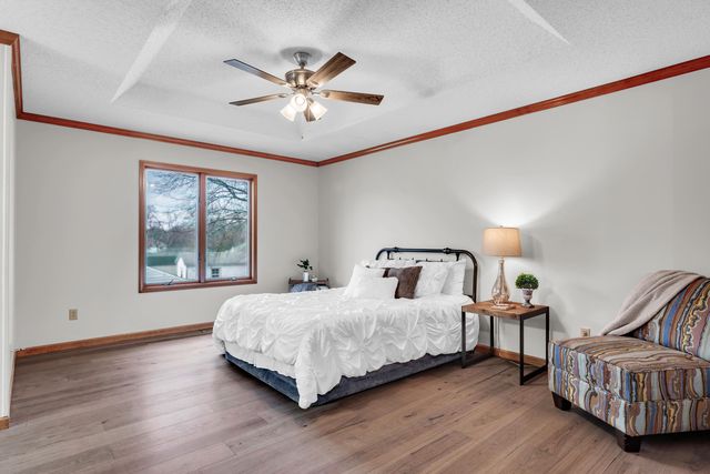 3323 N Rogers Avenue, Springfield, MO 65803