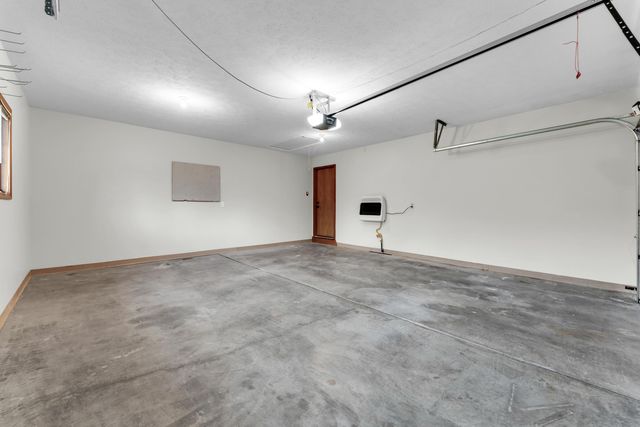 3323 N Rogers Avenue, Springfield, MO 65803