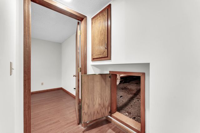 3323 N Rogers Avenue, Springfield, MO 65803