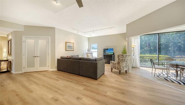 1632 STARLING DRIVE 101, Sarasota, FL 34231