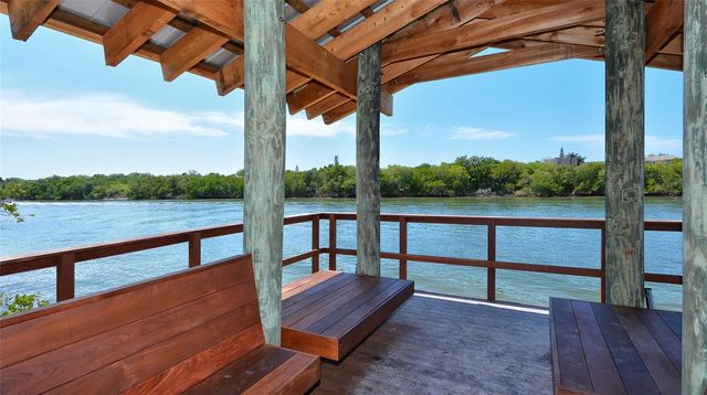 1632 STARLING DRIVE 101, Sarasota, FL 34231