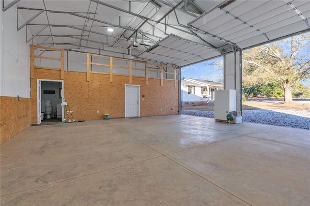 4105 Six & Twenty Road, Williamston, SC 29697