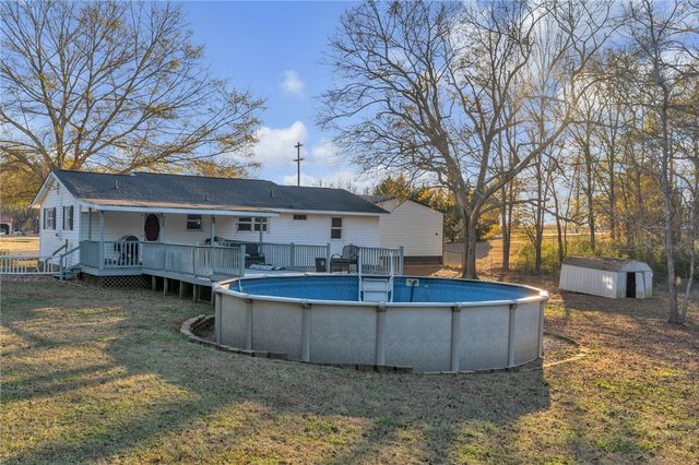 4105 Six & Twenty Road, Williamston, SC 29697