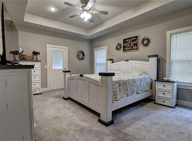 13 Kiswick Drive, Bella Vista, AR 72714