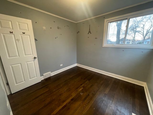 12620 S Racine Avenue, Calumet Park, IL 60827