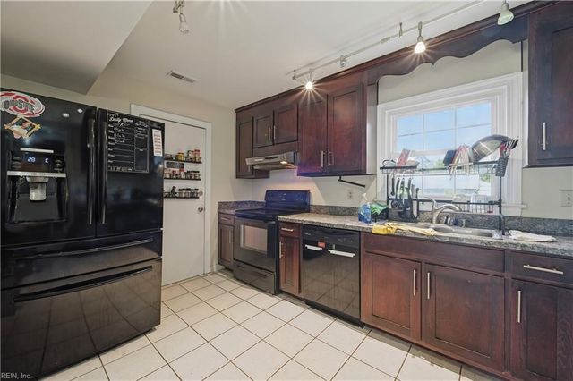 103 Santa Barbara DR, Hampton, VA 23666