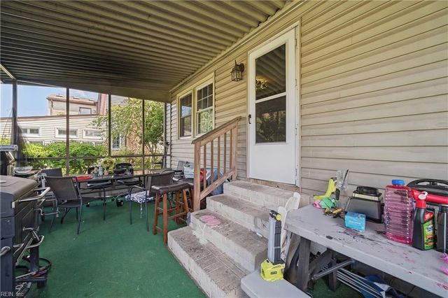 103 Santa Barbara DR, Hampton, VA 23666
