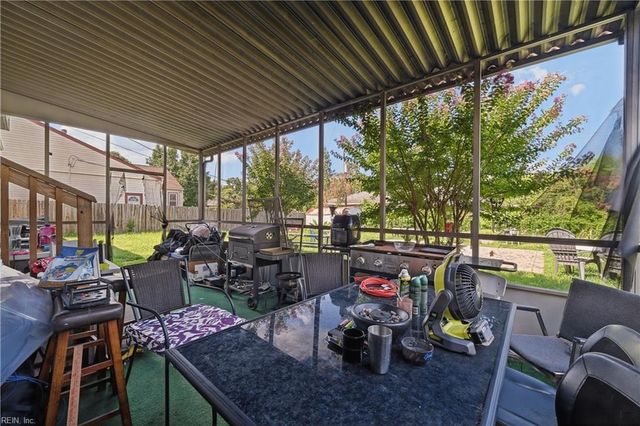 103 Santa Barbara DR, Hampton, VA 23666