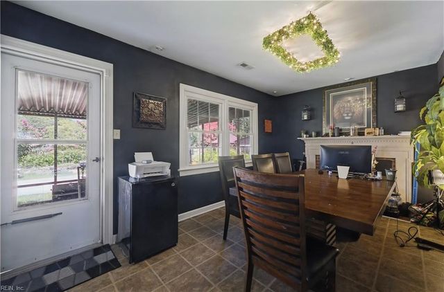 103 Santa Barbara DR, Hampton, VA 23666
