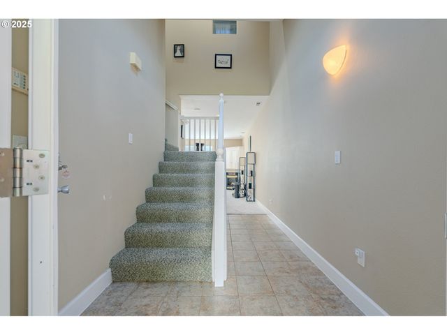 8709 Ne 17TH St, Vancouver, WA 98664