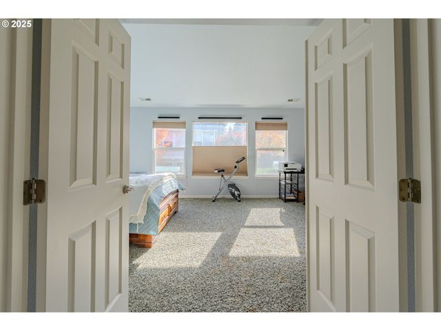 8709 Ne 17TH St, Vancouver, WA 98664