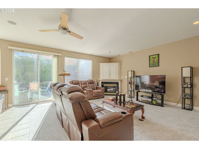 8709 Ne 17TH St, Vancouver, WA 98664