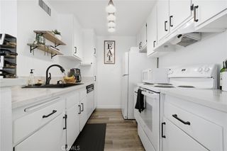 23515 Lyons 233, Valencia, CA 91355