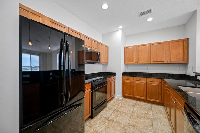 628 CLEVELAND STREET 1313, Clearwater, FL 33755