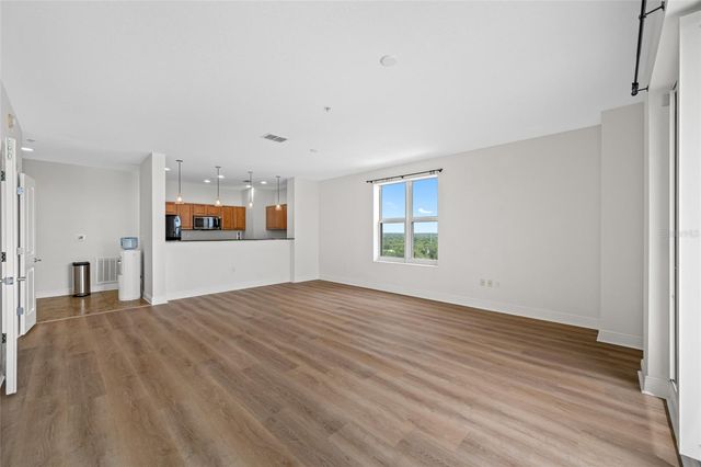 628 CLEVELAND STREET 1313, Clearwater, FL 33755