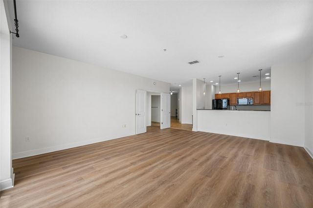 628 CLEVELAND STREET 1313, Clearwater, FL 33755