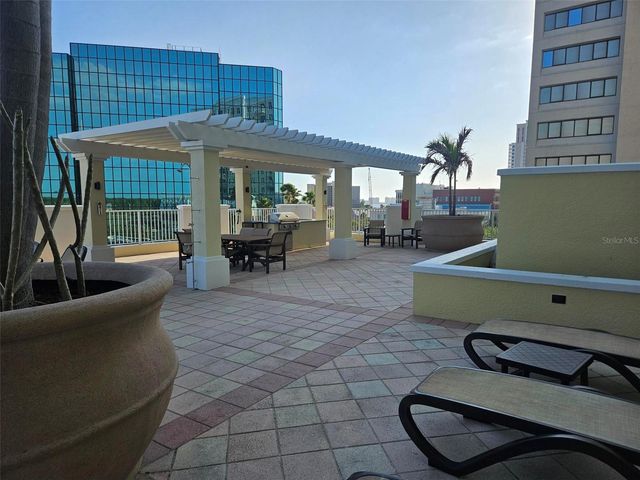628 CLEVELAND STREET 1313, Clearwater, FL 33755