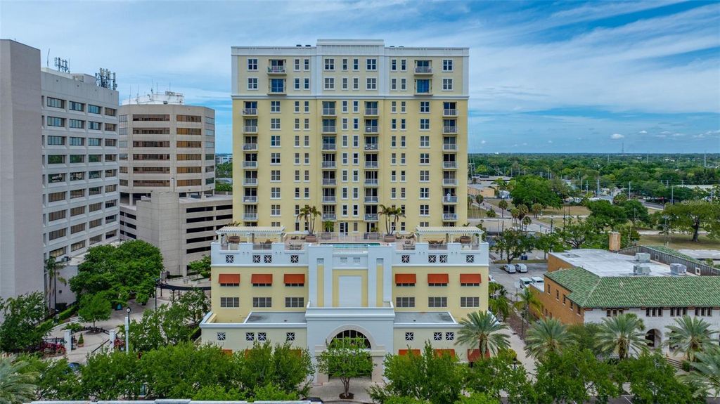 628 CLEVELAND STREET 1313, Clearwater, FL 33755