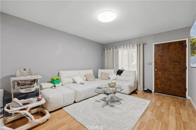 710 E Cedar, Burbank, CA 91501