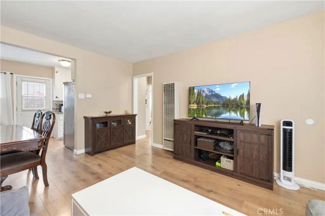 710 E Cedar, Burbank, CA 91501
