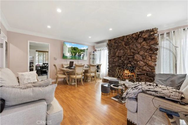 710 E Cedar, Burbank, CA 91501